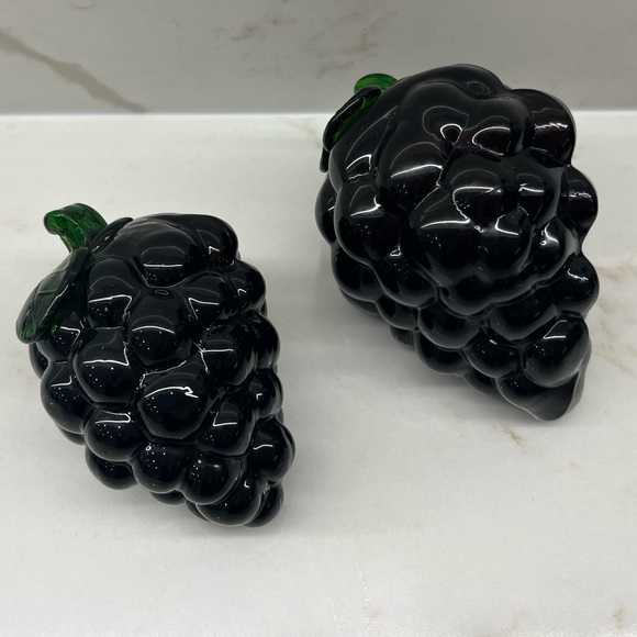 Pair of Vintage Purple Grape Glass Bunches with Green Stems Blenko - Picture 1 of 5